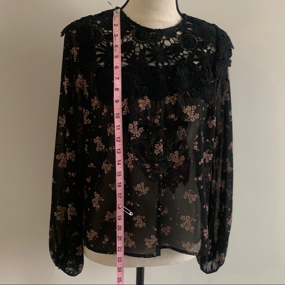 1. State - Floral Top - NWT - Picture 10 of 15